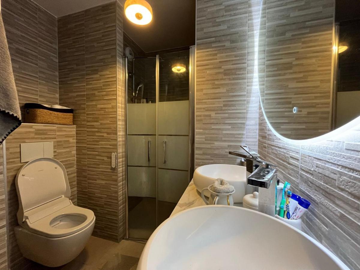 Appartement Luxueux Climatise Avec Terrasse, 6 Couchages - 17Eme Arrondissement De Paris Clichy Exteriér fotografie